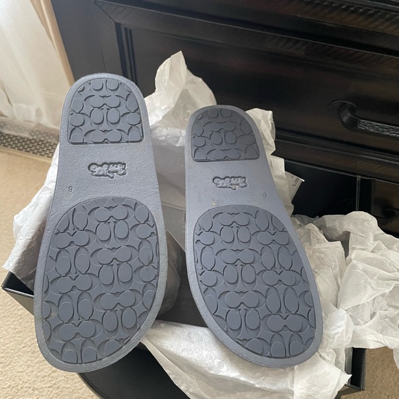 Coach Signature LOVE slides - Picture 2 of 3
